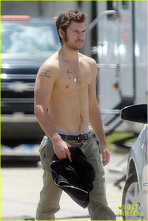 Alex Pettyfer Shirtless On The Butler Set Photo 2706083 Alex