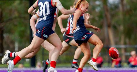 VFL & VFLW Match Gallery