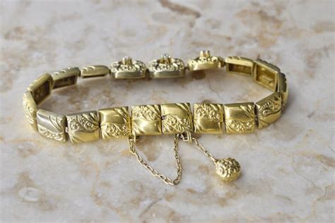 Antique Victorian 18k Gold Bracelet with Diamonds - Gem