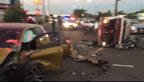 Aparatoso choque deja dos lesionados en Culiacán Cafe Negro Portal