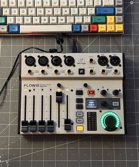 Behringer Flow 8 | Reverb