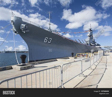 USS Missouri Image & Photo (Free Trial) | Bigstock