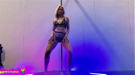 Stripshow Videos Xvideos