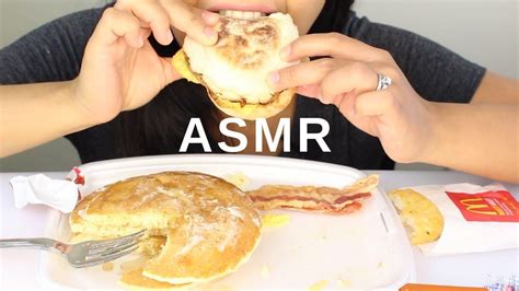 Asmr Mcdonald S Deluxe Breakfast Eating Sounds Big Bites Breakfast Eat Food