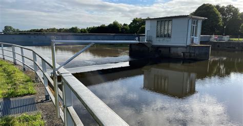 autonomous radar sensor  continuous water level measurement vega
