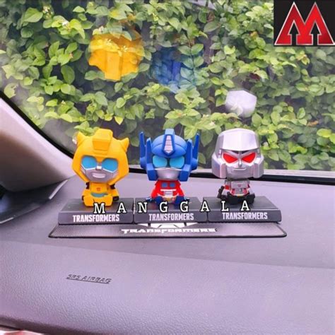 Boneka Hiasan Pajangan Figure Goyang Bobble Head Dashboard Mobil Cake