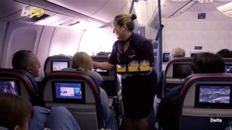 Delta To Hire 1000 Flight Attendants How To Apply For A Job