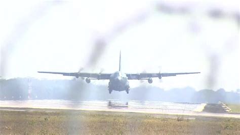 Aviões da FAB atuam no combate ao fogo em Rondônia GloboNews Estúdio