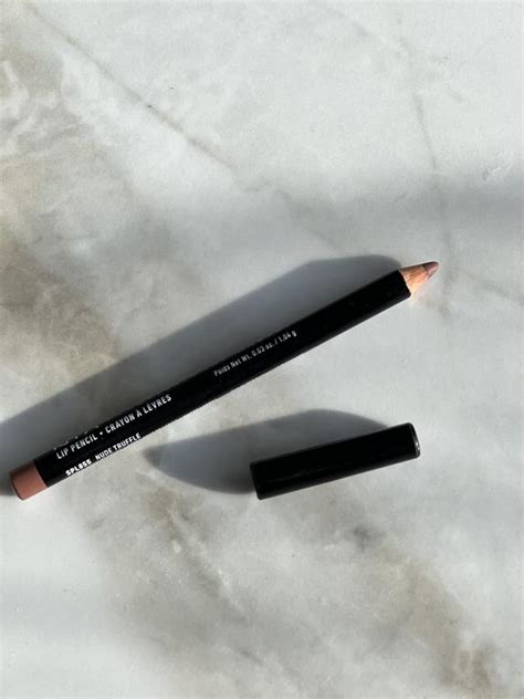 Nude Truffle Nyx Slim Lip Pencil