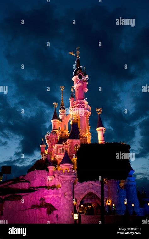 Disneyland paris euro eurodisney fotografías e imágenes de alta