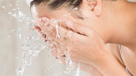 Hard Water Vs Soft Water The Effects On Your Skin Water Right