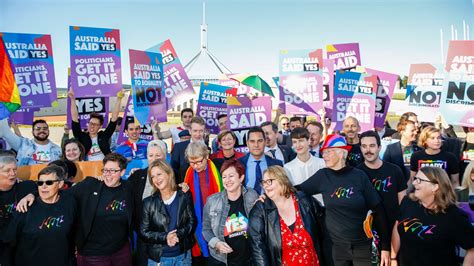 Australian Mps Burst Into Song After Voting For Same Sex Marriage