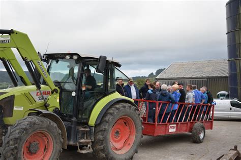 Sba Farm Walk Scott Hendersons Image Gallery National Beef