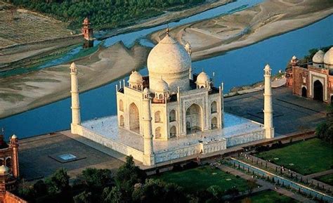 Trip to Sunrise Taj Mahal from Goa with Flights and Hotel 2024 - Viator