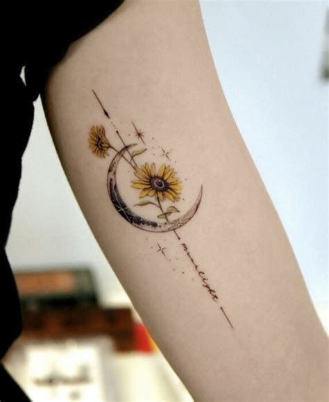 15 Tatuajes Ideales Para Las Fieles Admiradoras De La Luna