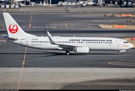 JA11RK Japan Transocean Air Boeing 737 8Q3 WL Photo By Pauli Hankonen