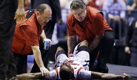 Kevin Ware broken leg casts pall over Louisville-Duke game - Washington Times