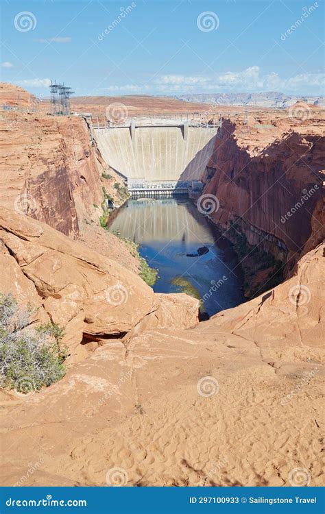 The Glen Canyon Dam Overlook In Page Arizona Stock Image Image Of