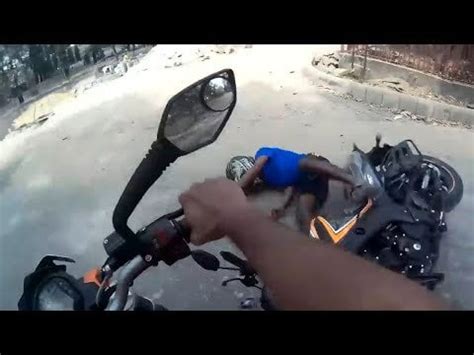 Funny bike accidents : r/Boniyemturbo