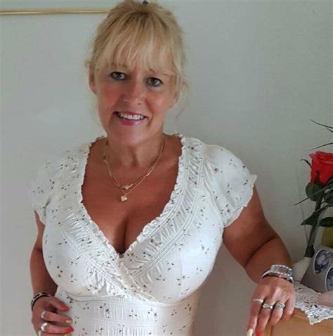 Clothed Mature Big Boobs Porn Pictures Xxx Photos Sex Images Pictoa