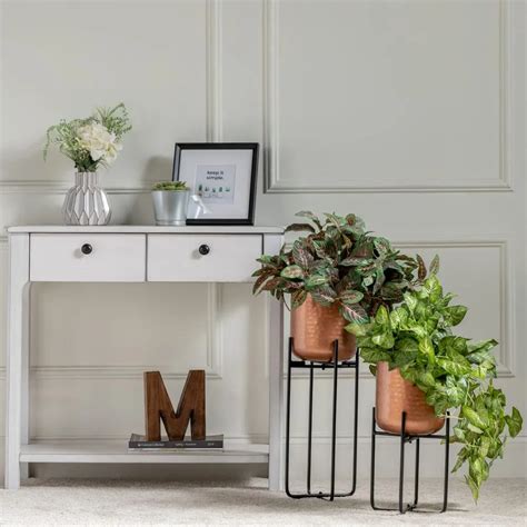 Crestview Collection Evolution Piece Macron Metal Planter Set