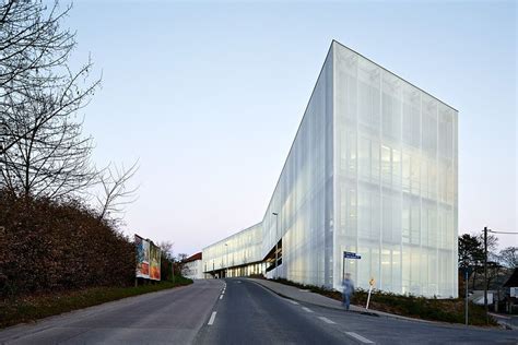 Fritz Lipmann Institute Jena Translucent Facade Made Of PTFE Glass