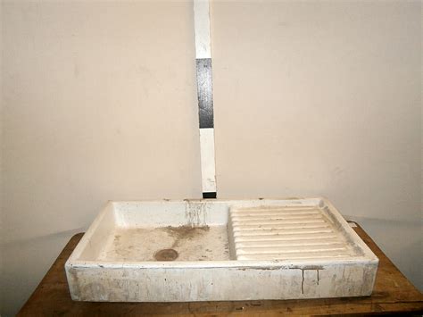 0060053 Ceramic Sink With Drainer H 16cm X 102 X 51 X 1off Stockyard Prop And Backdrop Hire