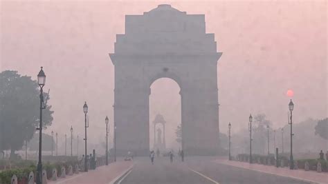 Post Diwali Smog Pushes Delhi Air Quality To Very Poor Other Cities