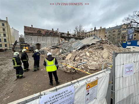 LTV Ziņu dienests on Twitter Rīgā Satekles ielā sagruvusi