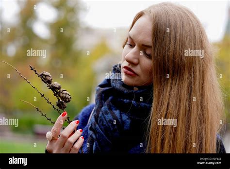 Russian Blonde Girl Hi Res Stock Photography And Images Alamy