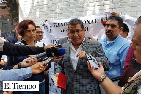 Petroleros Presentan M S Pruebas Contra Romero Deschamps A Fgr