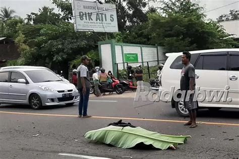 Motor Senggolan Meninggal Dihantam Truk Radar Banyuwangi