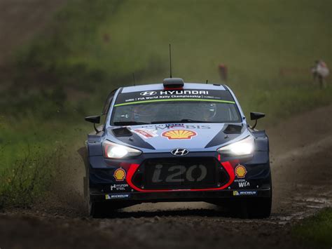 Thierry Neuville Gana El Rally De Polonia Y Aprieta El WRC