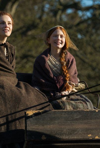 Outlander Lo Que Se Sabe Del Posible Regreso De Layla Burns Como Joan Mackimmie Vader