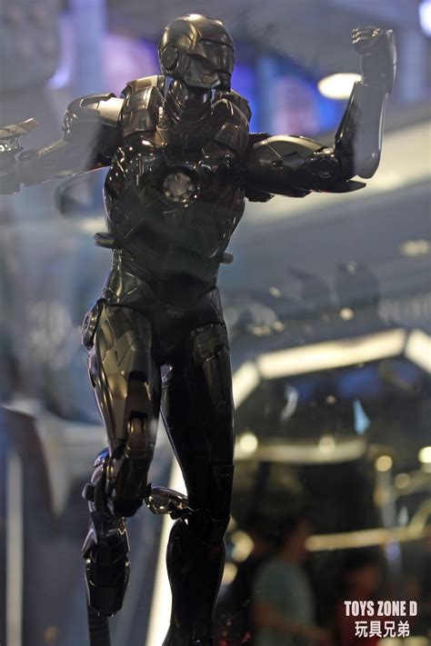實拍 Hot Toys 復仇者聯盟 Iron Man Mark VII潛行版 珍藏人偶 Toys Zone D 玩具兄弟 Figures Price List Reviews