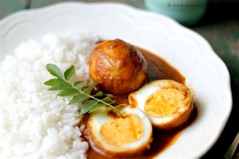 Egg Pepper Curry When The Hubby Cooks Ruchik Randhap