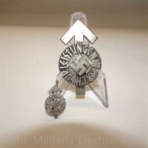 Leistungsabzeichen Der Hj Mit Miniatur Antik Militaria Nendeln