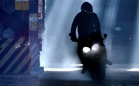 V Deos V Deo Nueva Naked De Triumph