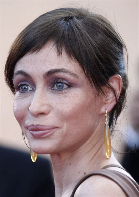 Chatter Busy: Emmanuelle Beart Plastic Surgery