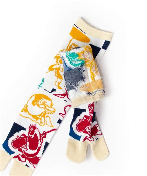 Japanese Ukiyoe Gold Fish High Quality Tabi Socks Unisex Toe Socks