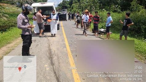 Terlibat Laka Lantas Dengan Truk Di Jalan Raya Dusun Lonjengan