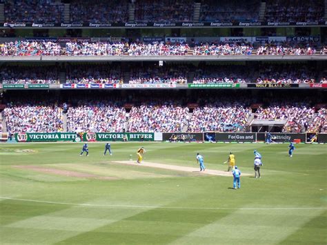 Cricket - Wikipedia