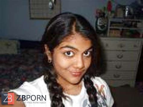 Sate Comment Or Fake My ExGF Nineteen Years Old ZB Porn