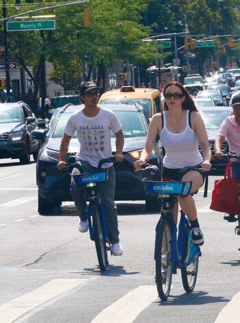 Non Nude Sophie Turner Sexysophieturner Sophiet Nude OnlyFans The Fappening Plus