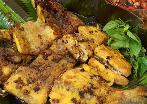 Resep Ikan Patin Bakar Bumbu Kuning Oleh OestiO Cookpad