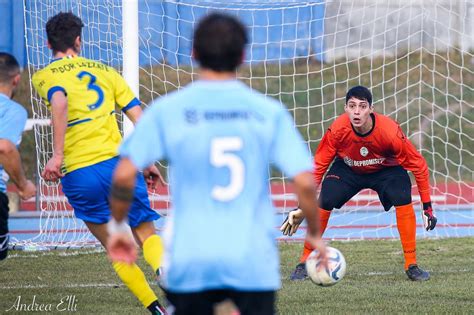 Tutto Il Calcio Locale Fbc Saronno Ardor E Caronnese Pari Universal