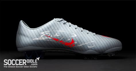 Cristiano Ronaldo Signed Silver Nike Mercurial Boot, 53% OFF