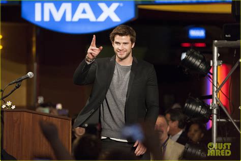 Liam Hemsworth & Sam Claflin: 'Catching Fire' NYC Premiere!: Photo ...