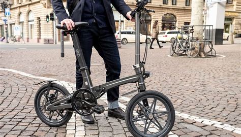 United City Bikes launches the world’s lightest folding e-bike