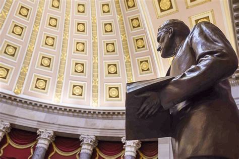 Billy Graham Statue Unveiled At U S Capitol Inviting People To The Gospel